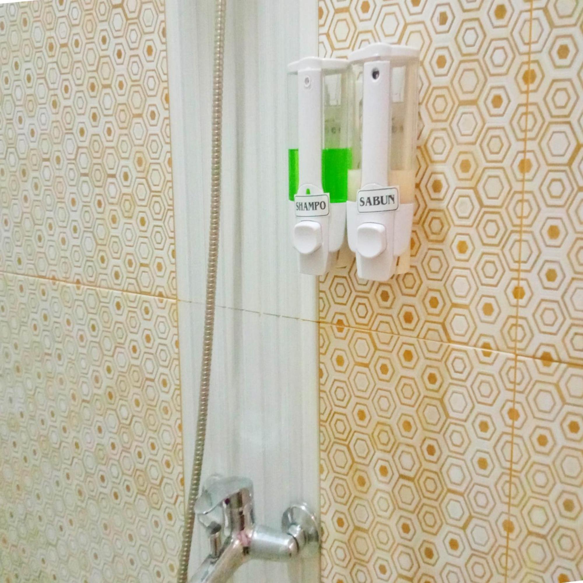 Rifal Mitra Reddoorz Hotel Tegal (Central Java)