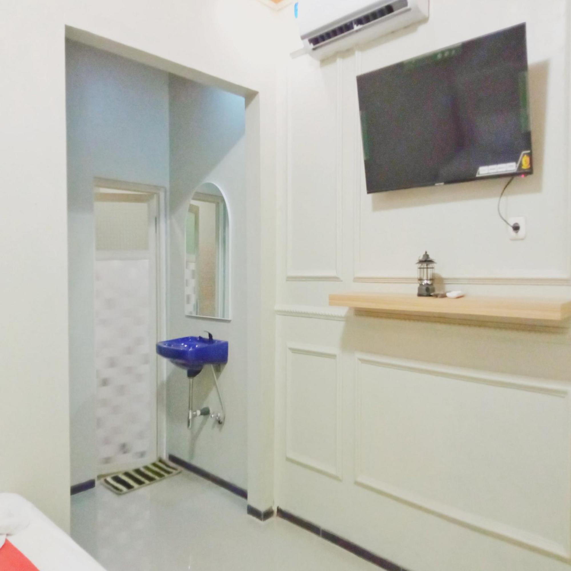 Rifal Mitra Reddoorz 2*