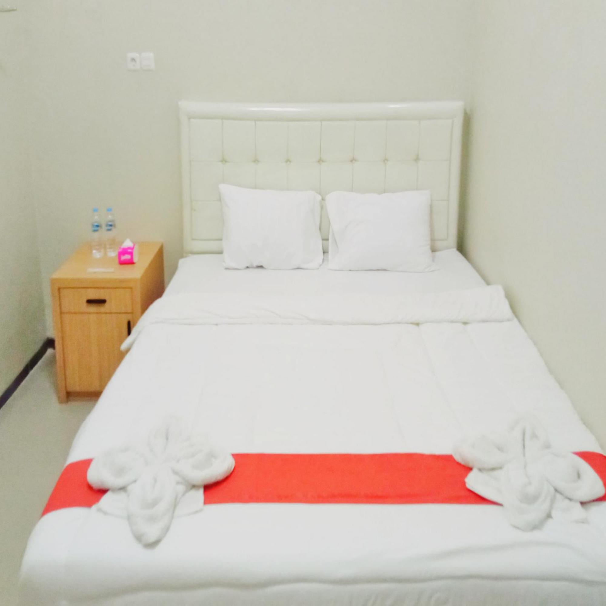 Hotel Rifal Mitra Reddoorz 2*