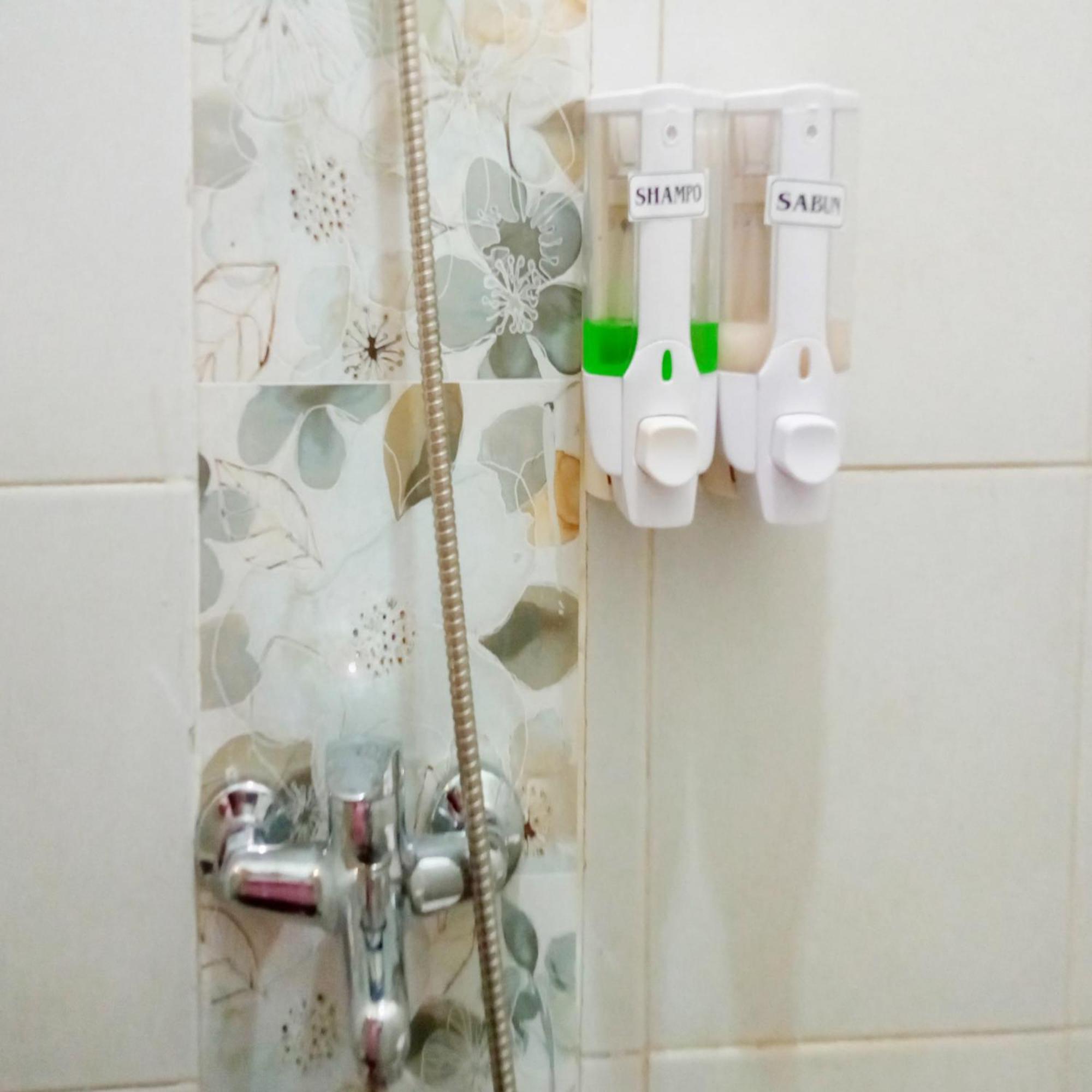 Rifal Mitra Reddoorz Hotel 2*